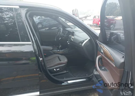 2018 BMW X3 xDrive30I из США, поврежденный, VIN 5UXTR9C52JLC68841